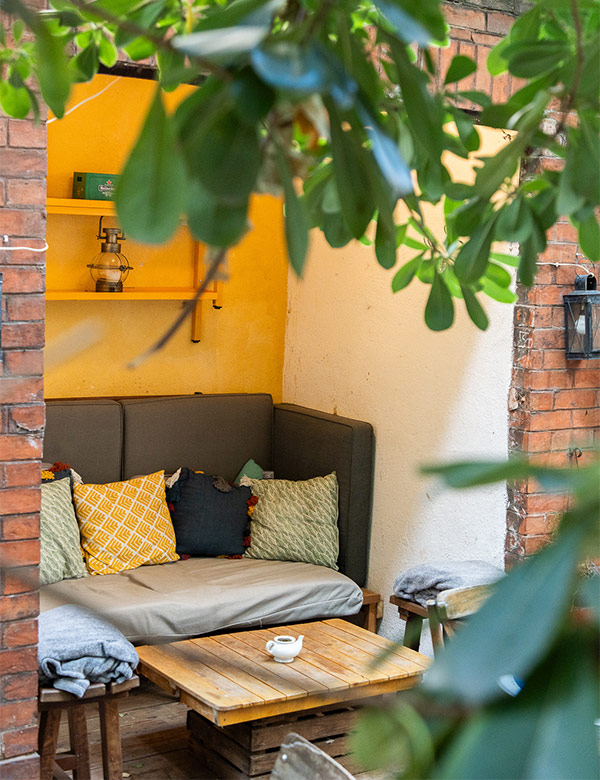 Espace jardin au café Au Jardin à Marseille